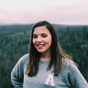 Meet your Posher, Madelyn